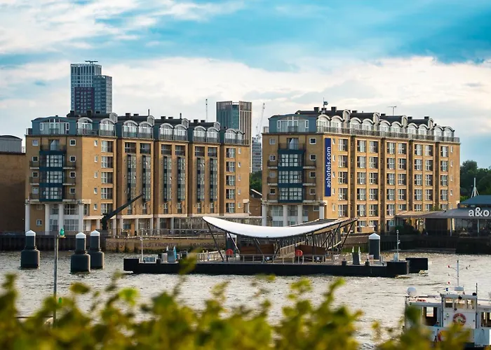 A&O London Docklands RiversideAirport Hotel
